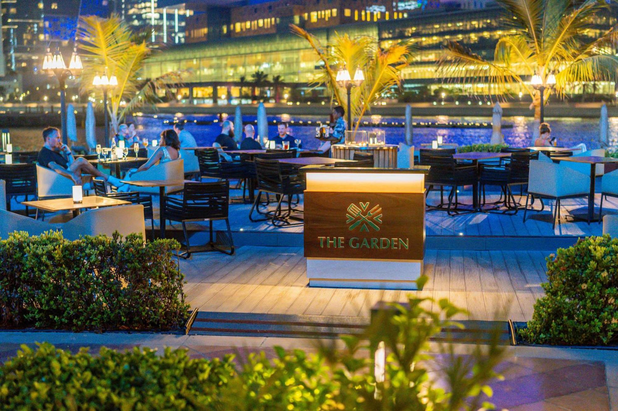 Beach Rotana - Abu Dhabi Ngoại thất bức ảnh The Garden