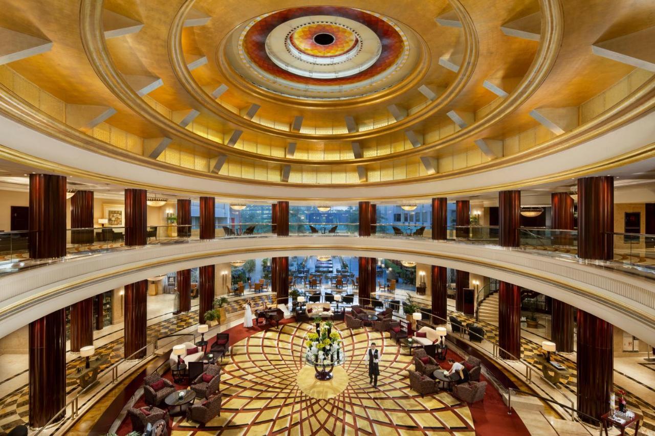 Beach Rotana - Abu Dhabi Ngoại thất bức ảnh The lobby of the hotel