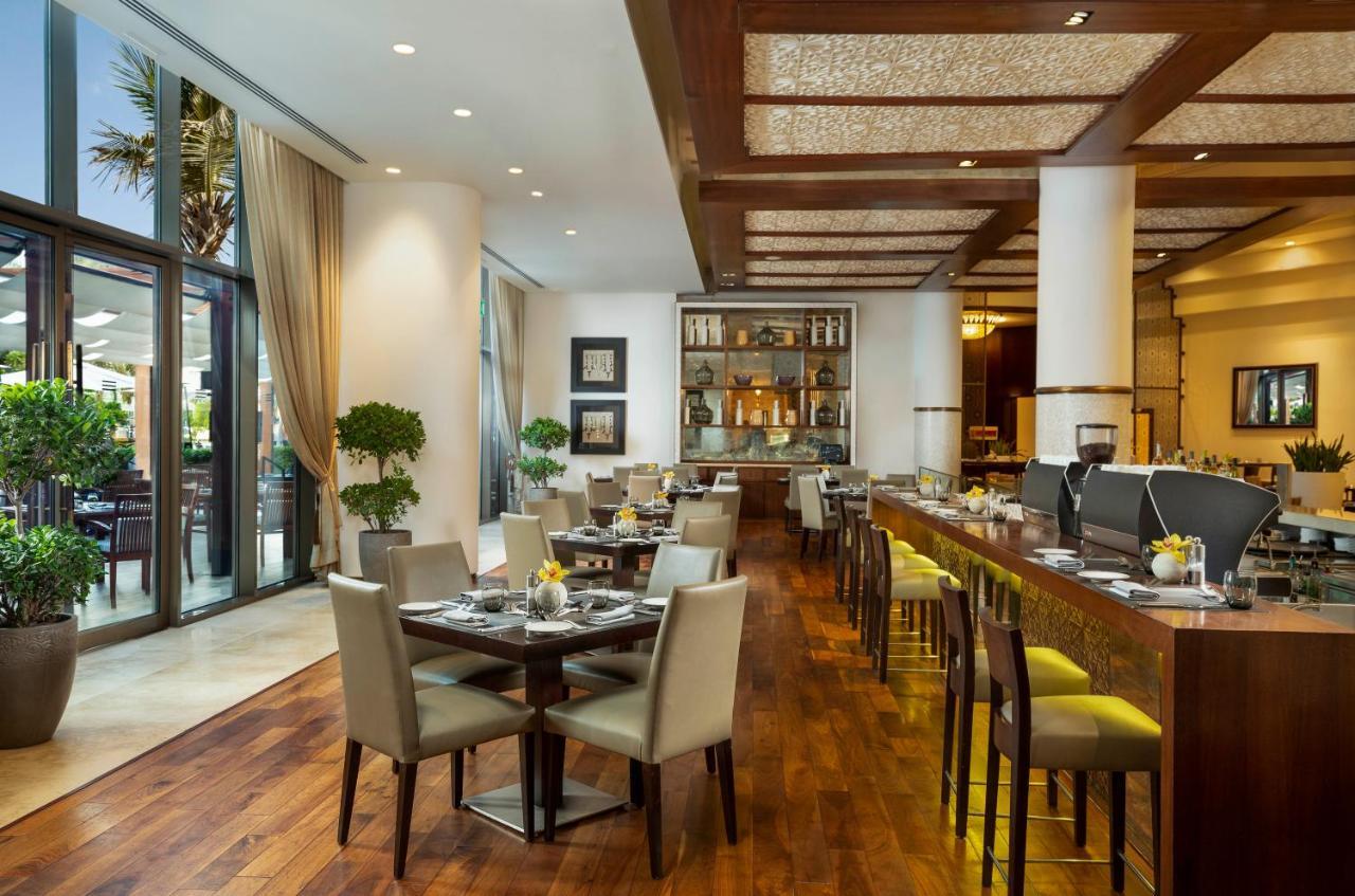 Beach Rotana - Abu Dhabi Ngoại thất bức ảnh The restaurant